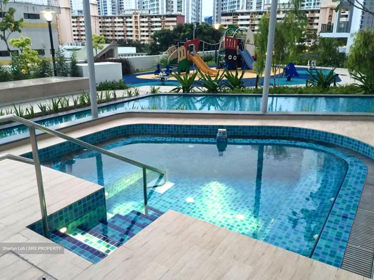Eight Riversuites (D12), Condominium #559824401
